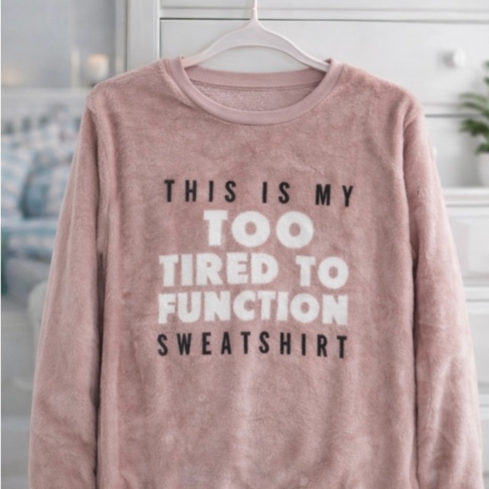 Hybrid & Company Soft Pink Crew Neck Sweater